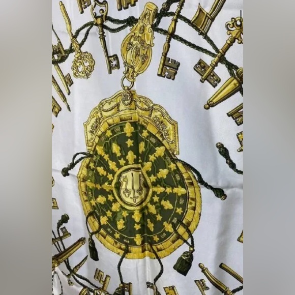 HERMES Silk Keys Les Cles Scarf 90 - Picture 7 of 13